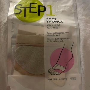 Step 1 Foot thongs NEW SEALED